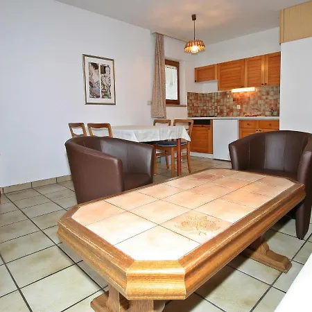Apartamento Sterngut-8 *